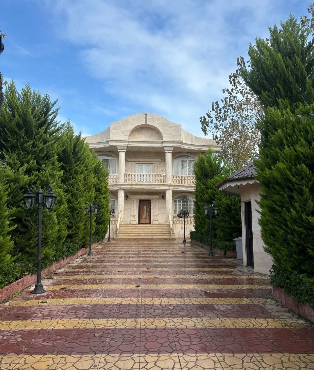 عمارت سه خوابه دوبلکس زیبا در چمخاله