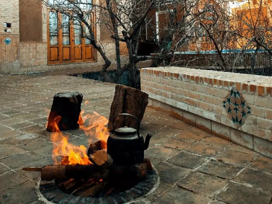 اجاره بوم گردی عمارت مهربانو - واحد نیک بانو عقدا