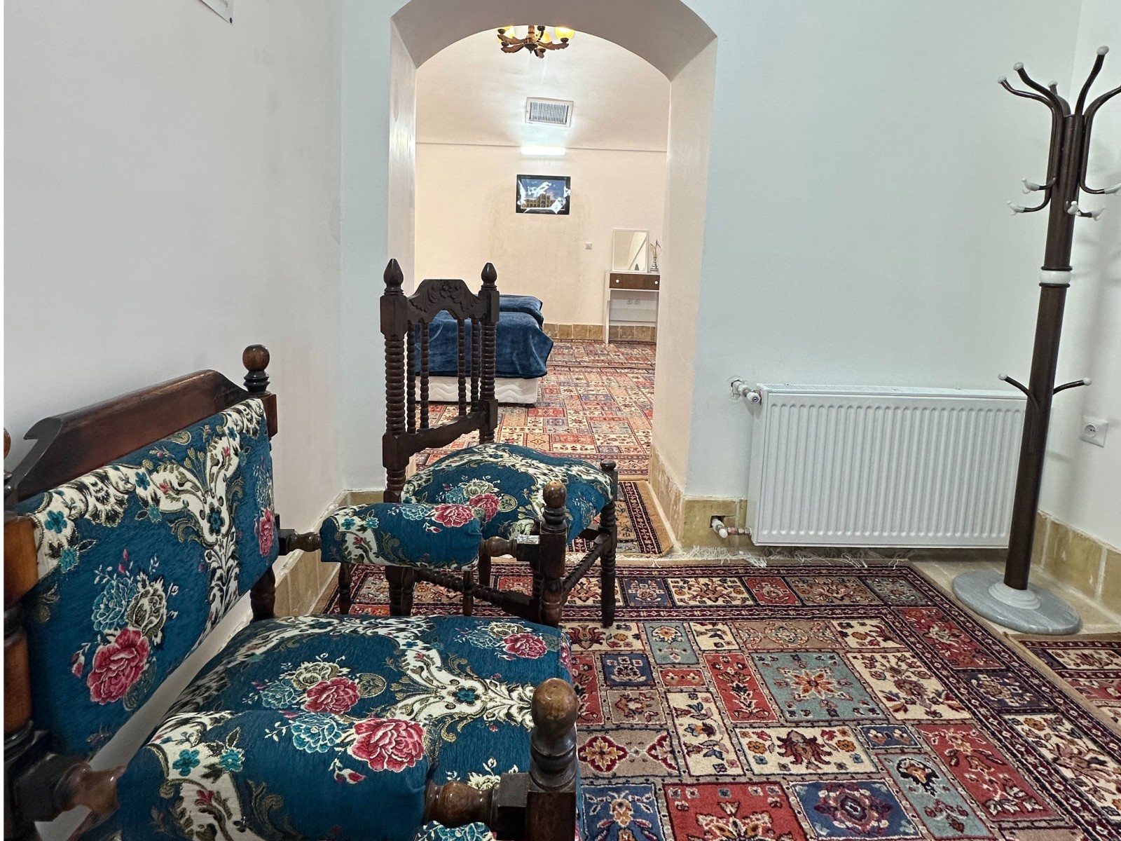 نیلوفرآبی (اتاق 2)