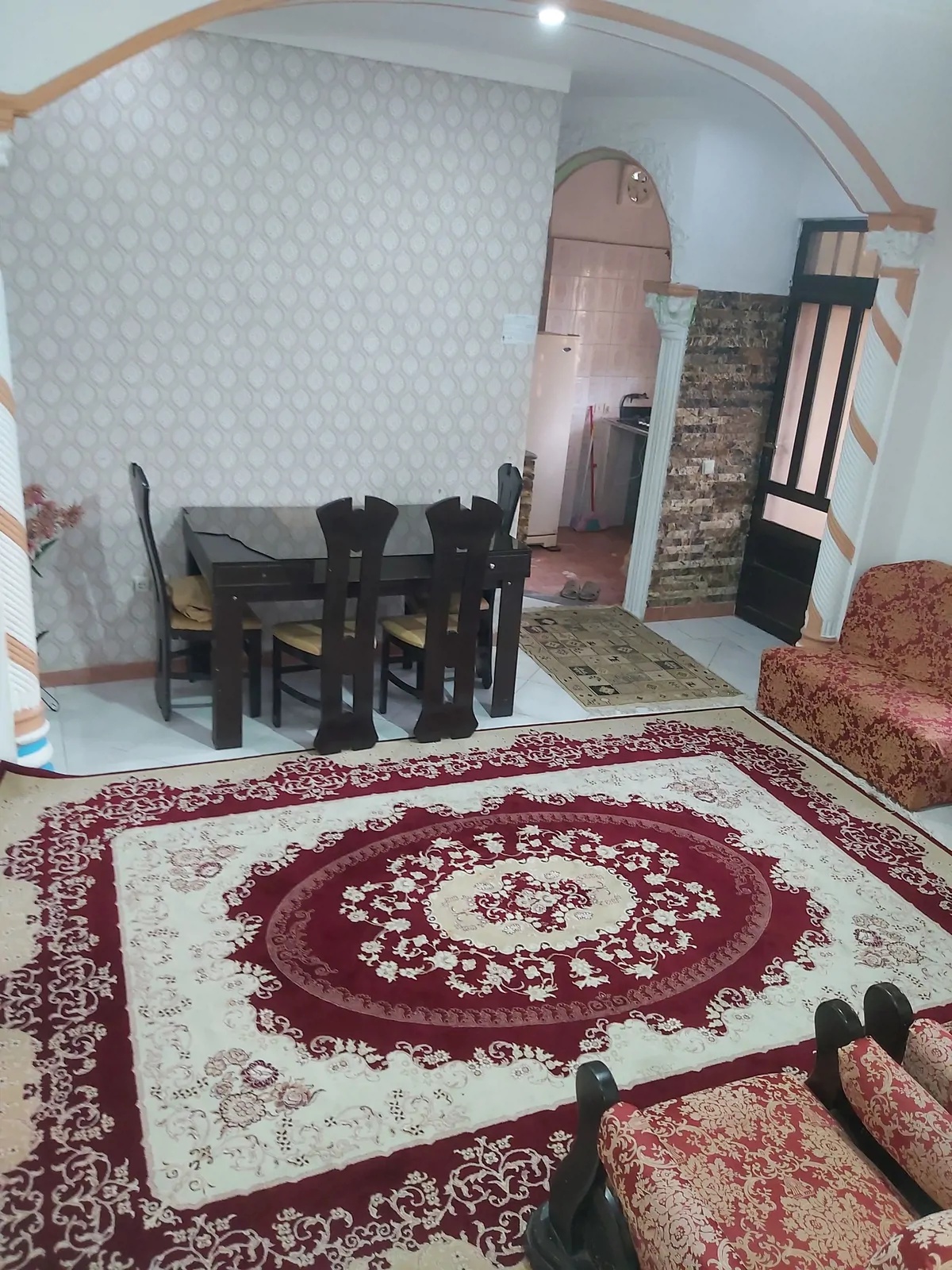 ویلایی صادقی
