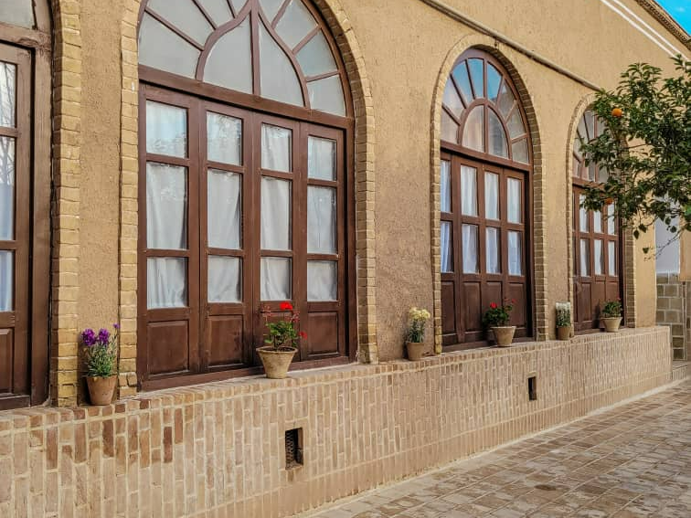اقامتگاه بومگردی کاهگلی (اتاق خاتون)