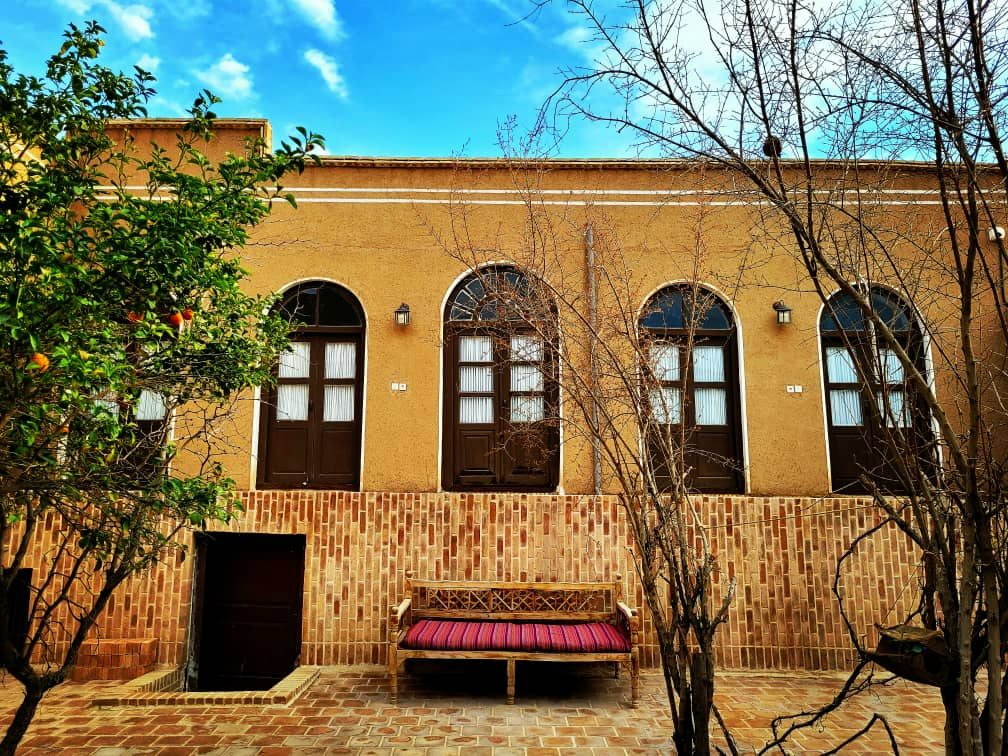 اقامتگاه بومگردی کاهگلی (اتاق خاتون)