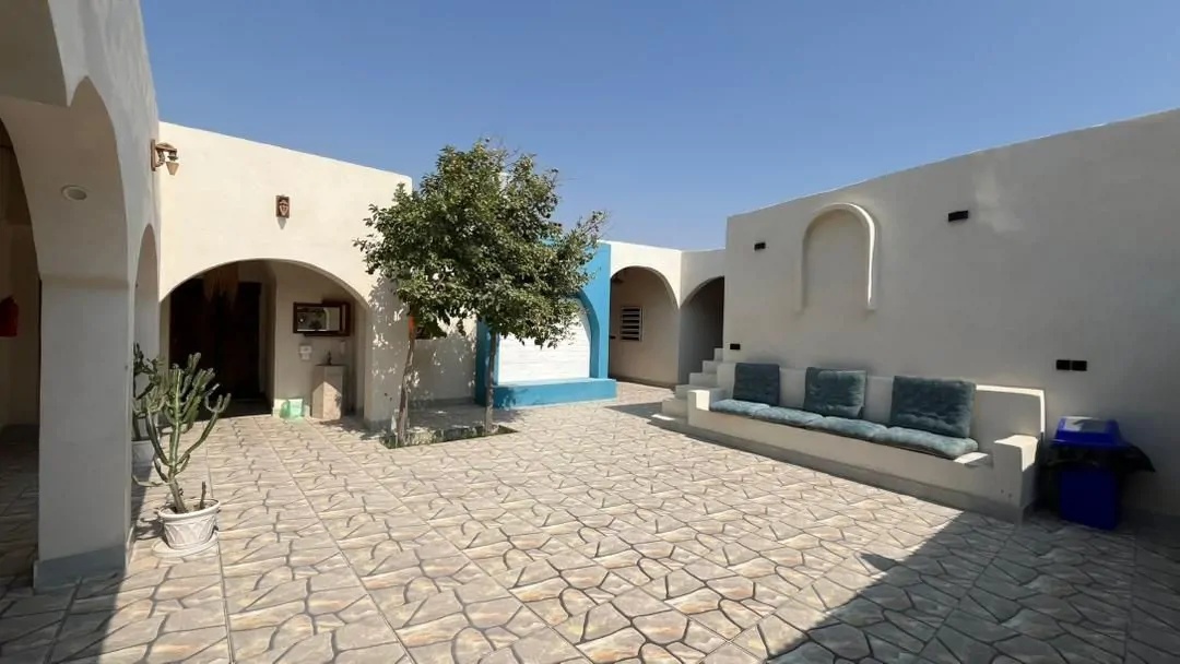 نوساز ستاره خلف (اتاق ۲۰۱) با صبحانه رایگان