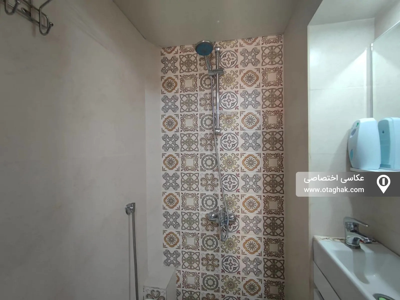 آیدا بانو ( اتاق سبز )