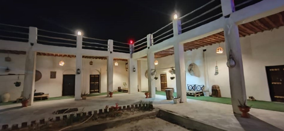 مجموعه بومگردی چیرا "اتاق استخری"