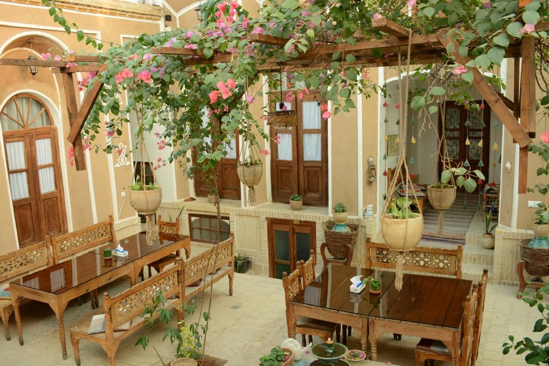 مجموعه اقامتی الهه "اتاق یاس"