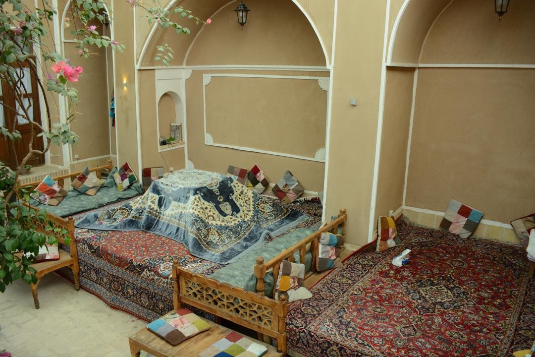 مجموعه اقامتی الهه "اتاق یاس"