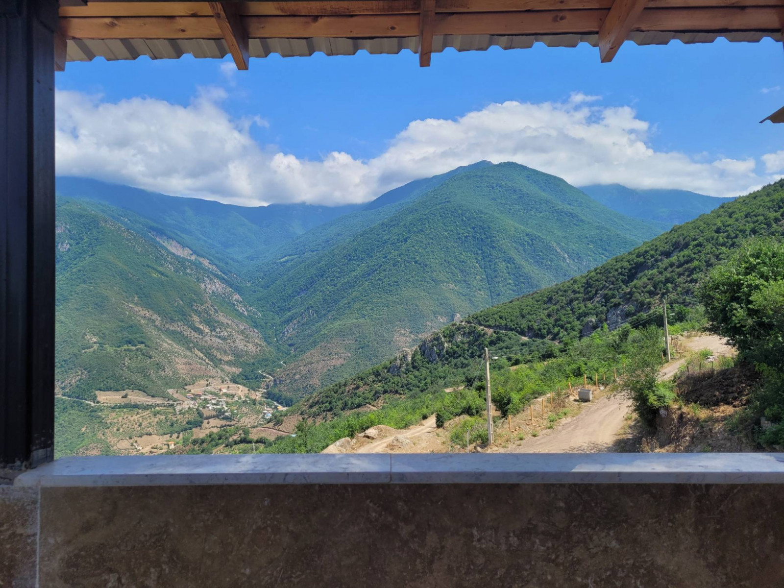 یک خوابه جنگلی سنگسی