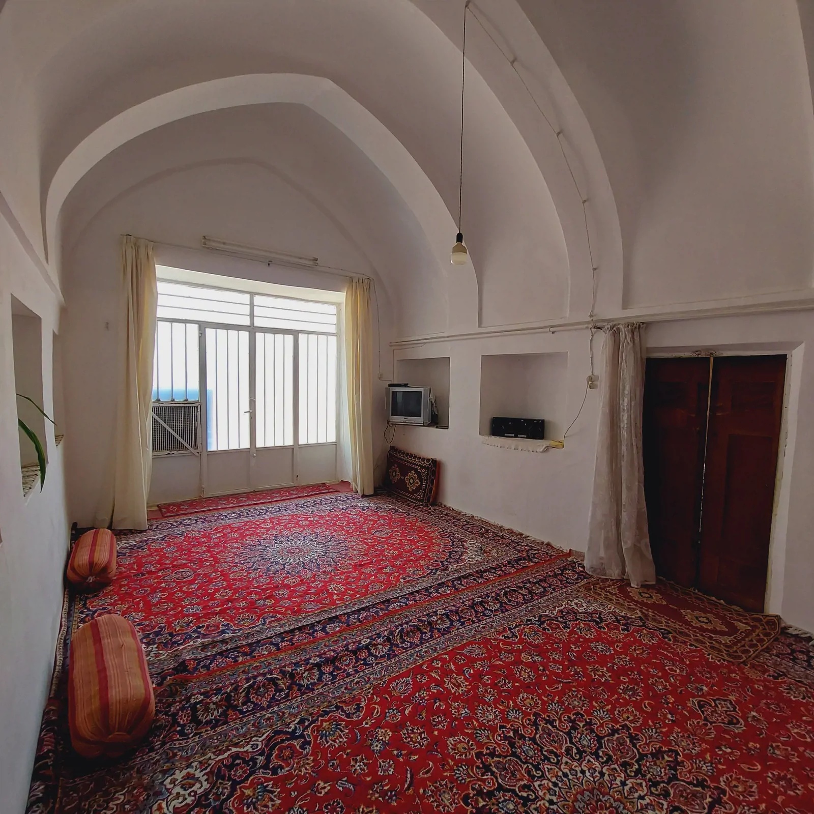 شمس العماره _ واحد سی طاقچه
