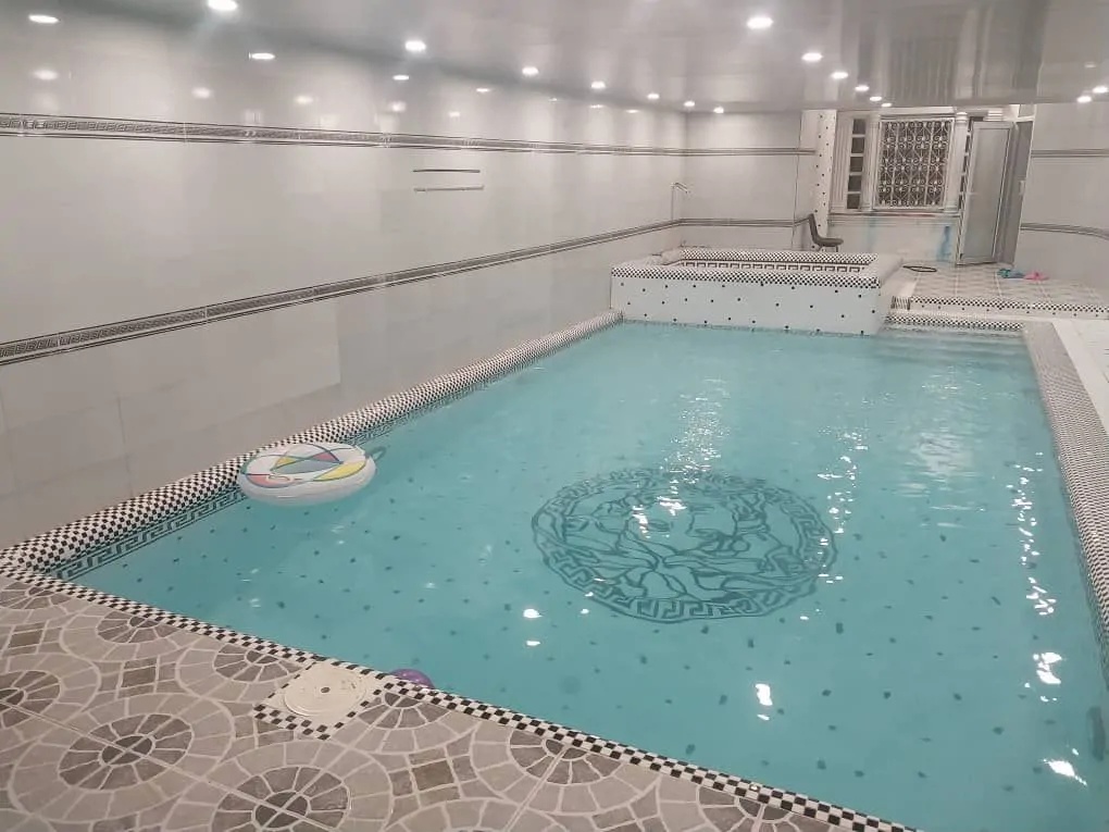 ساحلی استخردار آبگرم علیزاده