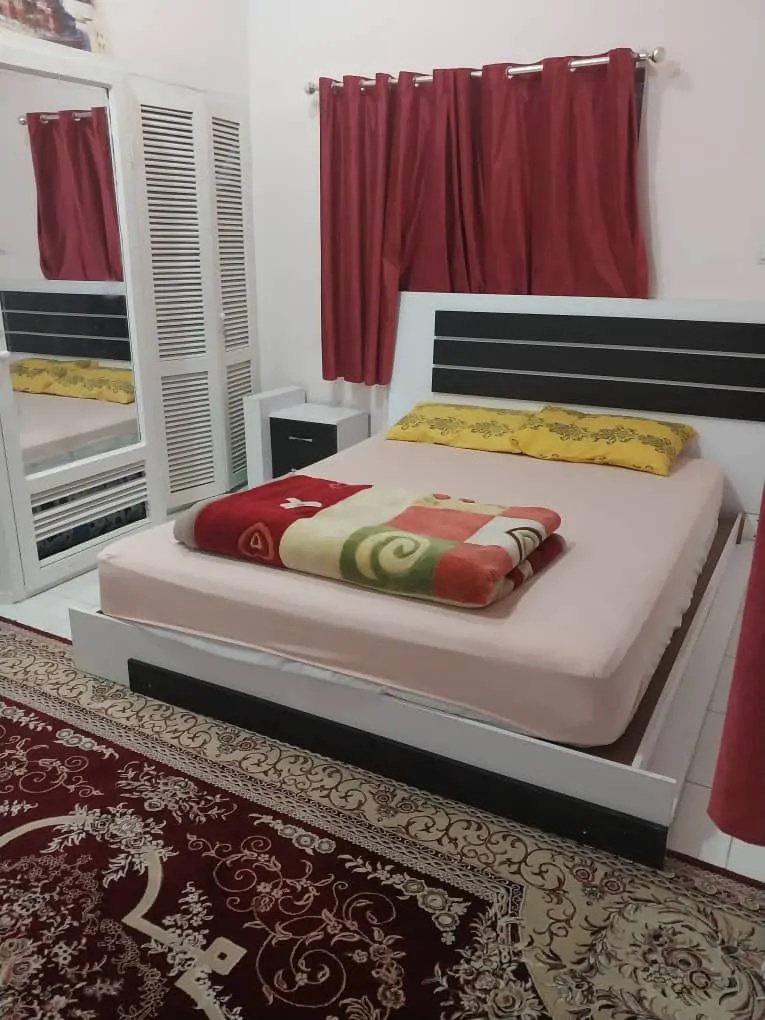ساحلی استخردار آبگرم علیزاده