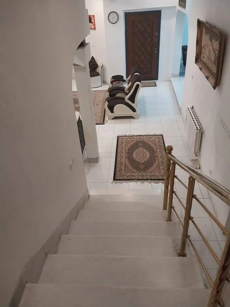 ساحلی استخردار آبگرم علیزاده