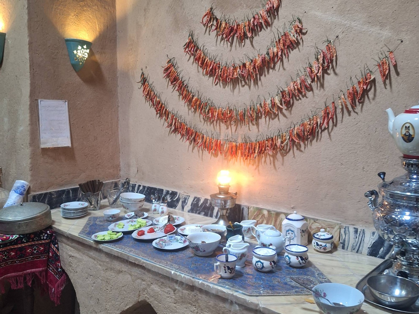 اجاره بوم گردی عمارت بانو - واحد کاهگلی یزد