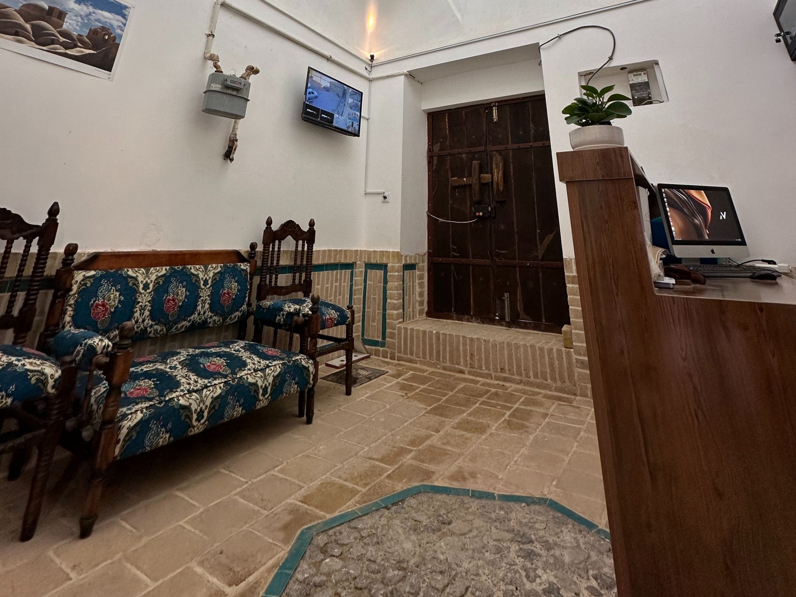 نیلوفرآبی (اتاق 1)