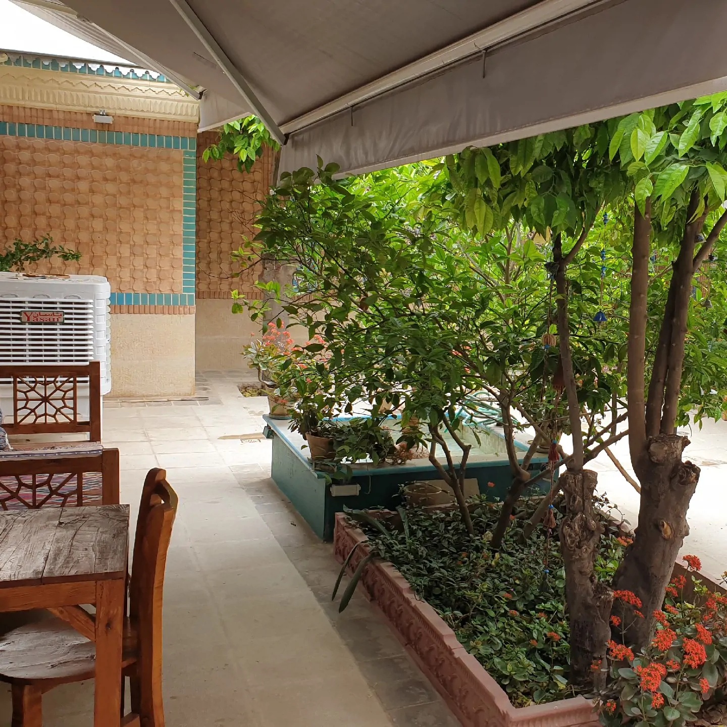 حافظ (واحد۴)