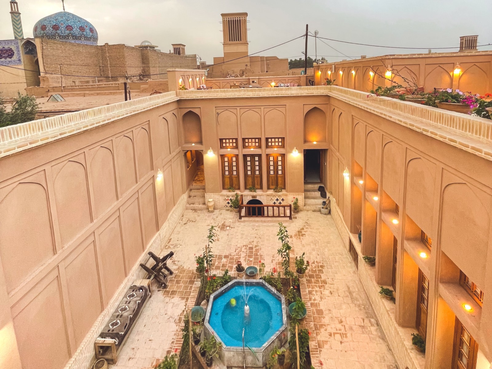 اجاره بوم گردی یارا - واحد شبستان یزد